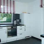 Dom wakacyjny Emmely Nur Wenige Gehminuten Zum Ruhig *