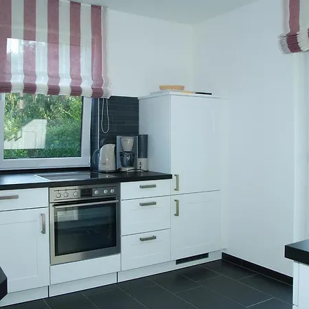 Dom wakacyjny Emmely Nur Wenige Gehminuten Zum Ruhig *