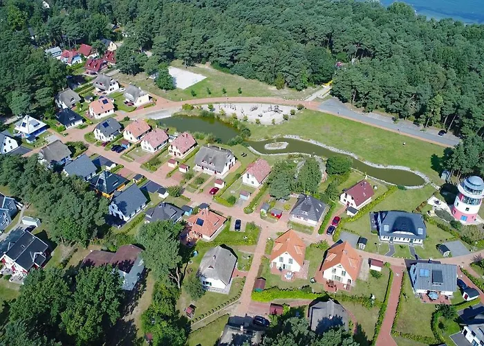 Emmely Nur Wenige Gehminuten Zum Ruhig *